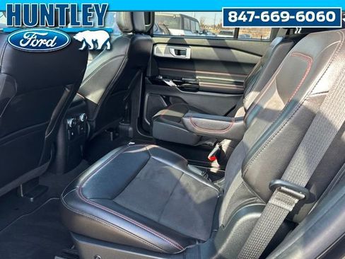 Used 2022 Ford Explorer ST-Line image 17