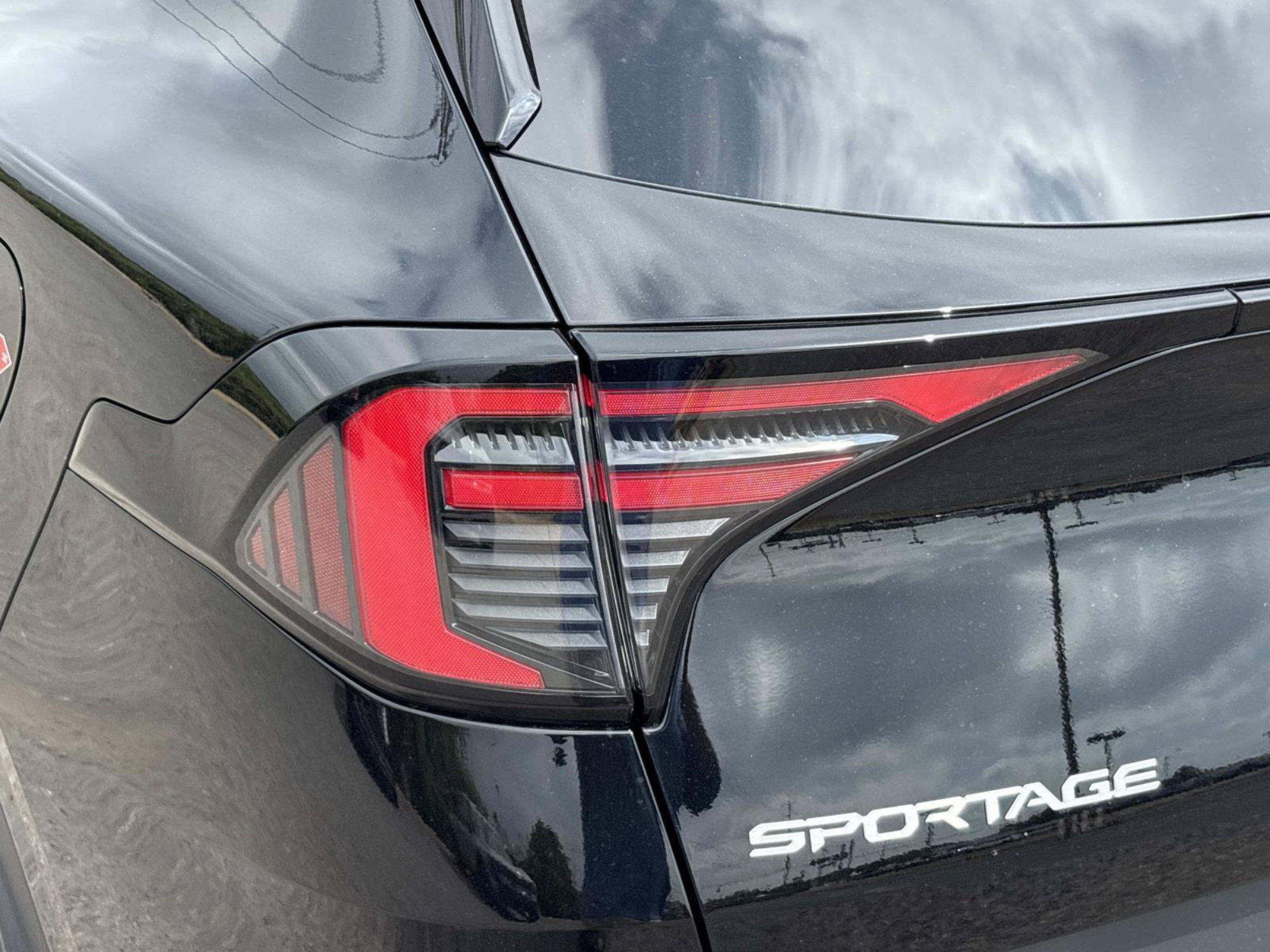 New 2027 Kia Sportage EX FWD image 11