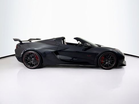Used 2023 Chevrolet Corvette Z06 w/ Z07 Performance Package RWD image 8