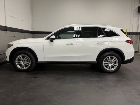 Used 2025 Mercedes-Benz GLC 300 image 9
