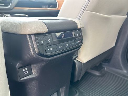 Certified 2025 Toyota Grand Highlander AWD image 31