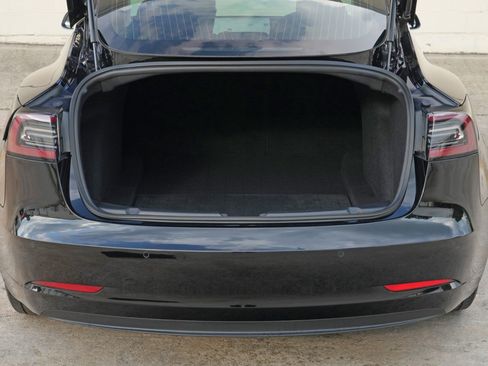 Used 2020 Tesla Model 3 Standard Range Plus RWD image 10
