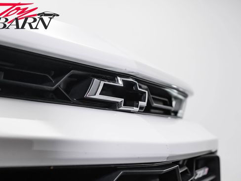Used 2018 Chevrolet Camaro ZL1 RWD image 10