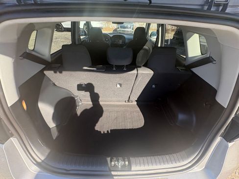 Used 2025 Kia Soul LX w/ LX Technology Package image 28