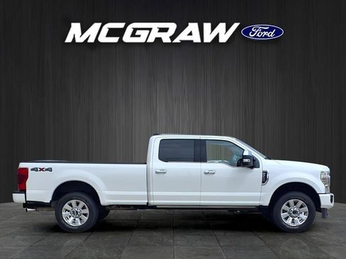 Used 2022 Ford F250 Platinum image 5