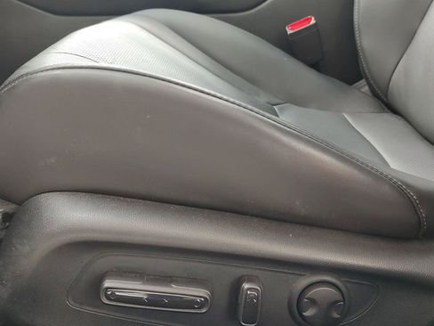 Used 2023 Honda Accord Touring image 11