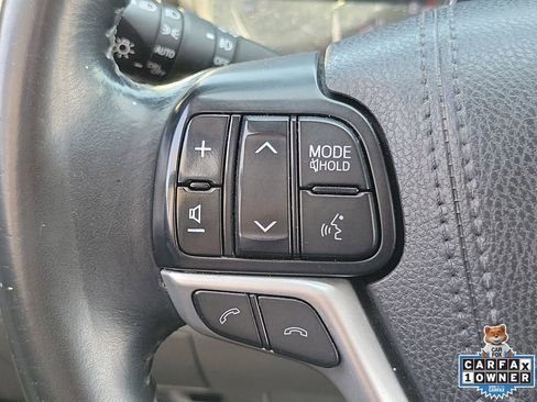 Used 2017 Toyota Highlander XLE FWD image 24