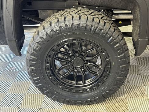 New 2026 GMC Sierra 1500 Elevation image 17