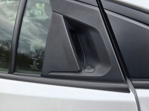 Used 2023 Toyota Prius XLE image 25