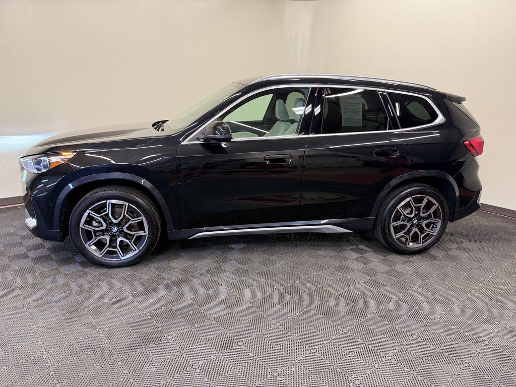 Used 2026 BMW X1 xDrive28i w/ Technology Package AWD/4WD image 3