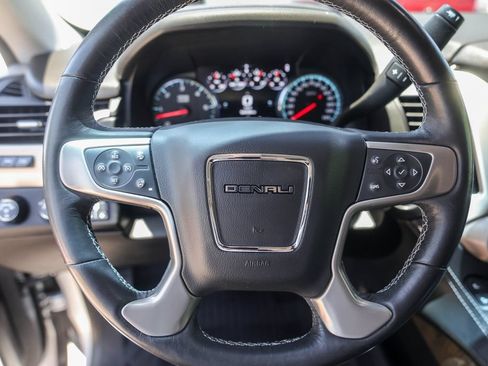 Used 2018 GMC Yukon Denali w/ Open Road Package AWD/4WD image 12