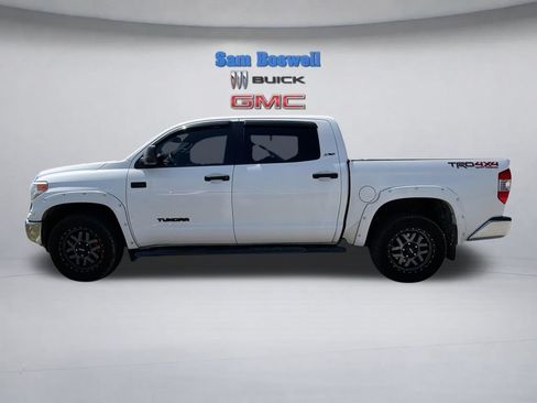 Used 2017 Toyota Tundra SR5 w/ TRD Off Road Package AWD/4WD image 6