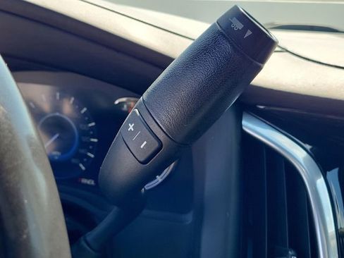 Used 2020 Cadillac Escalade Platinum image 29