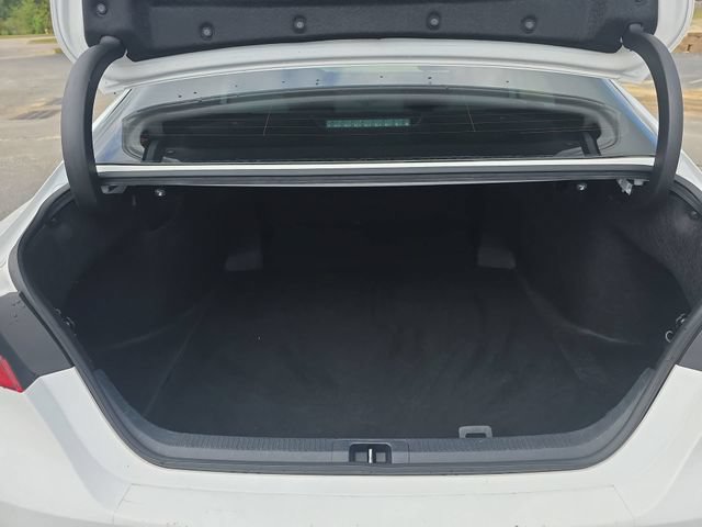 Used 2023 Toyota Camry SE FWD image 13