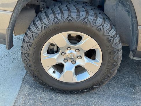 Used 2020 RAM 1500 Big Horn AWD/4WD image 22