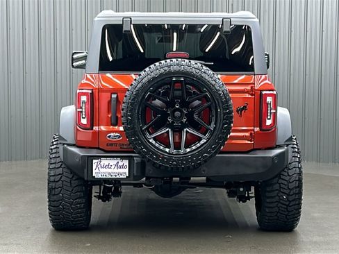 Used 2023 Ford Bronco Wildtrak image 4