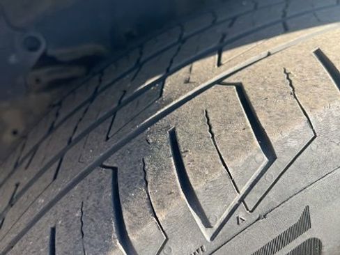 Used 2018 Honda CR-V EX image 32