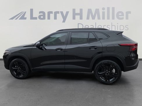 New 2026 Chevrolet Trax ACTIV image 2