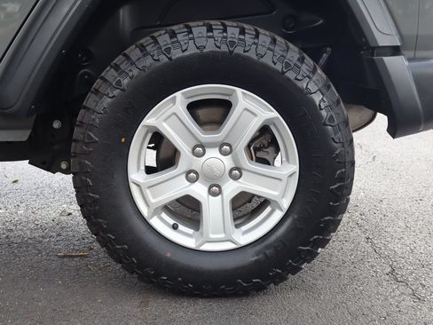 Used 2019 Jeep Wrangler Unlimited Sport S AWD/4WD image 42