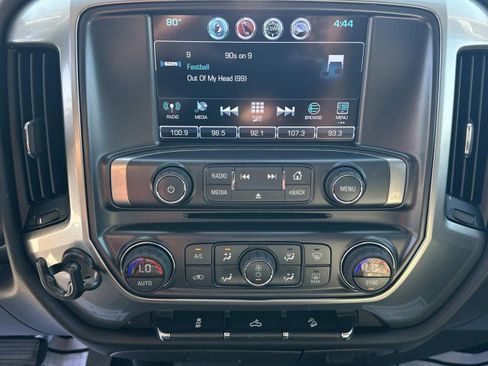Used 2018 Chevrolet Silverado 1500 LT w/ All Star Edition AWD/4WD image 28