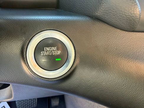 Used 2022 GMC Terrain SLE w/ Driver Convenience Package AWD/4WD image 36