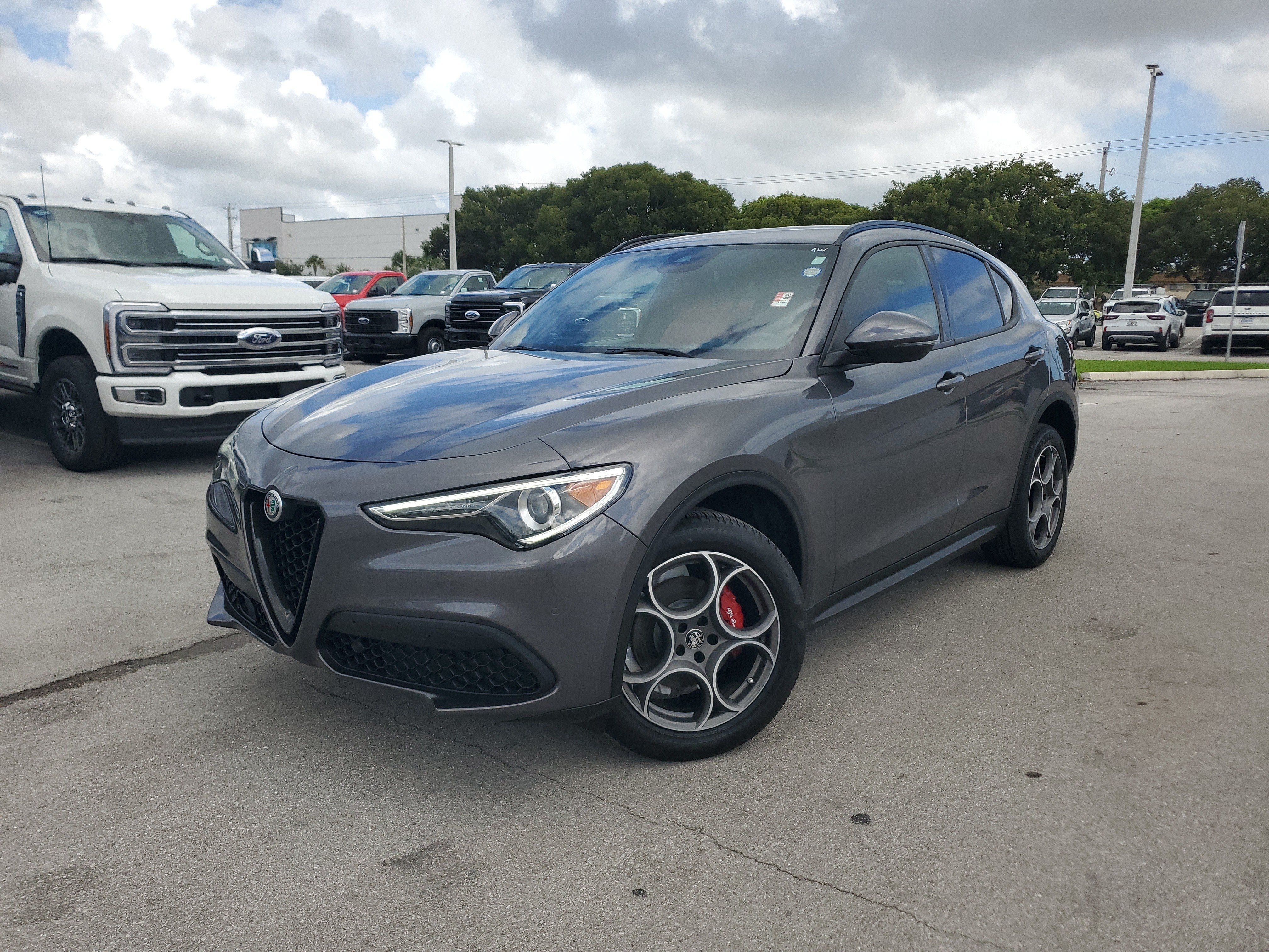 Used 2022 Alfa Romeo Stelvio Sprint AWD/4WD image 34