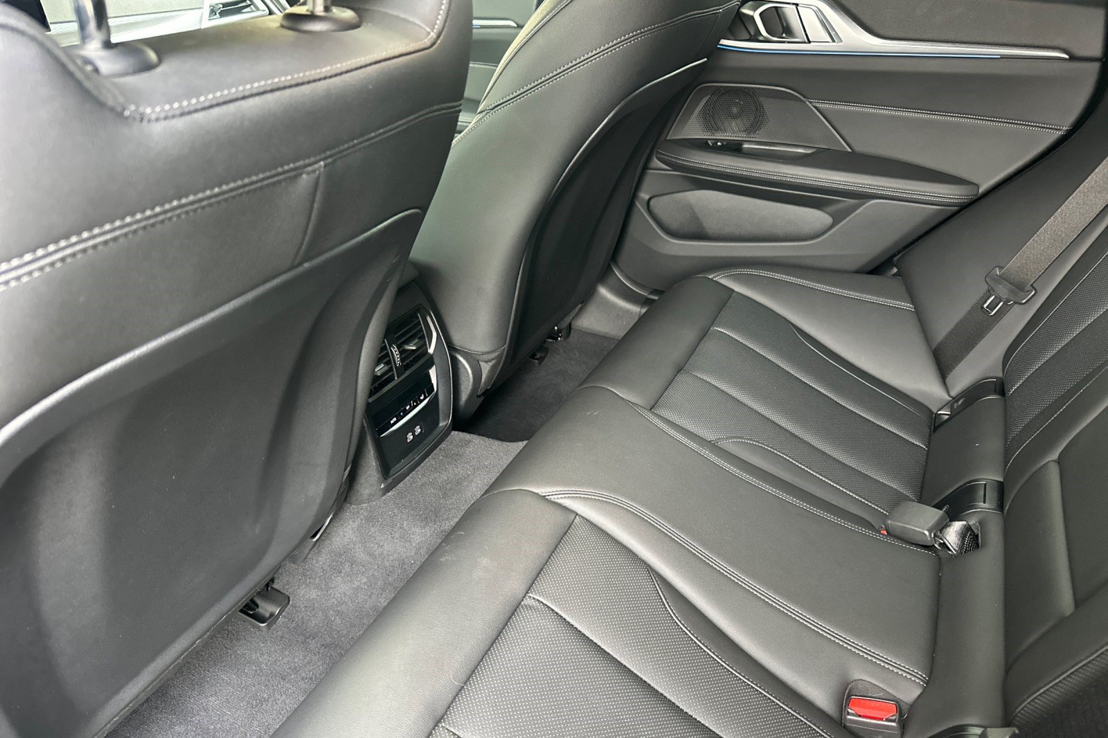 Certified 2025 BMW i4 eDrive40 RWD image 15
