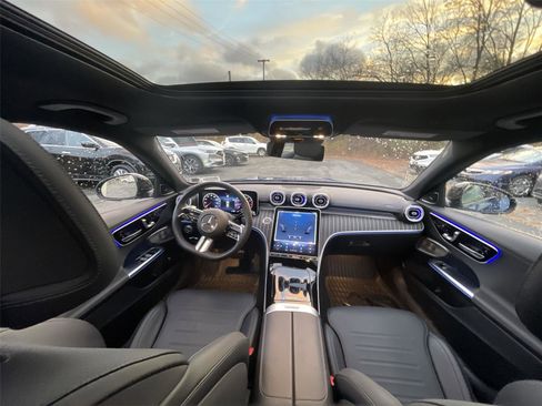 Used 2023 Mercedes-Benz C 300 4MATIC Sedan image 29