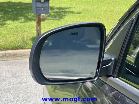 Used 2024 Jeep Compass Limited AWD/4WD image 26