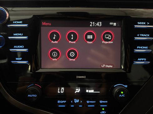 Used 2020 Toyota Camry SE FWD image 26