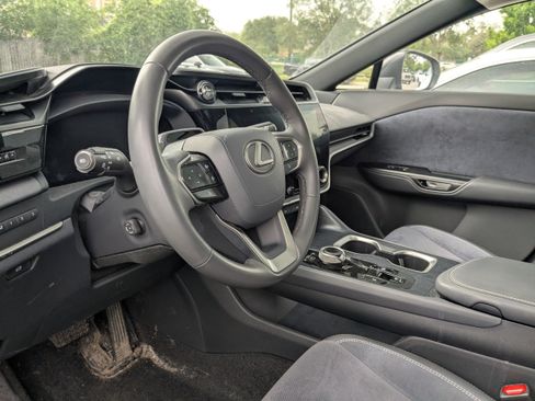 Used 2023 Lexus RZ 450e Premium w/ Cold Area Package AWD/4WD image 7