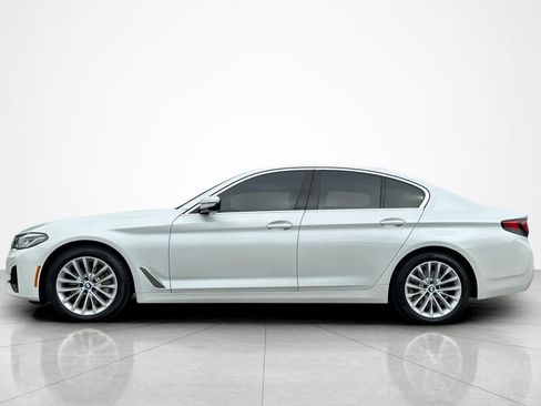 Used 2023 BMW 530i w/ Premium Package RWD image 2