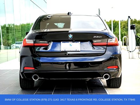 Used 2023 BMW 330i Sedan w/ Premium Package RWD image 10