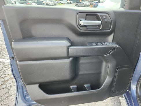 Used 2024 Chevrolet Silverado 1500 Custom image 25