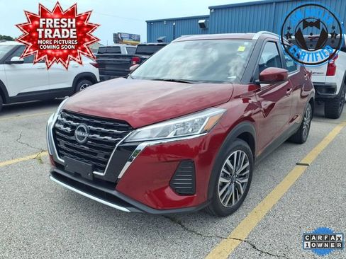 Used 2024 Nissan Kicks SV FWD image 1