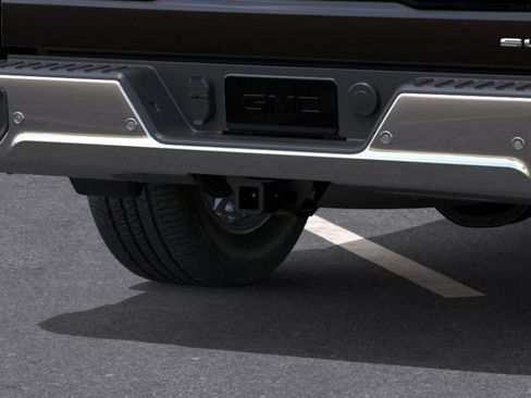 New 2026 GMC Sierra 1500 SLT image 14