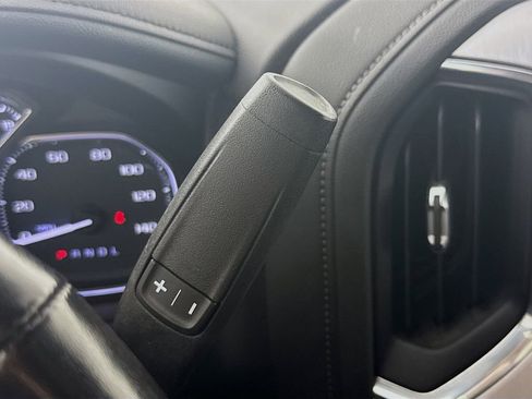 Used 2020 GMC Sierra 1500 SLE w/ SLE Value Package AWD/4WD image 17