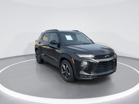 Used 2022 Chevrolet TrailBlazer RS image 2