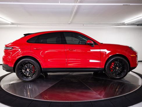 New 2026 Porsche Cayenne S AWD/4WD image 8
