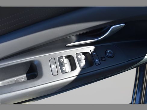 New 2026 Hyundai Elantra SE FWD image 16