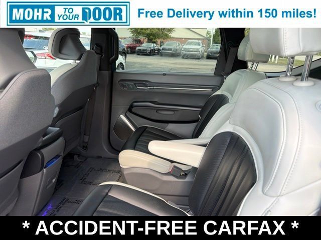 Used 2024 Kia EV9 GT-Line AWD/4WD image 37