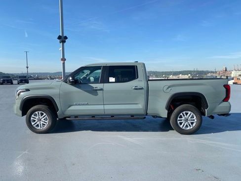 New 2026 Toyota Tundra SR5 AWD/4WD image 8