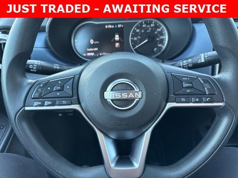 Used 2023 Nissan Versa SV image 14