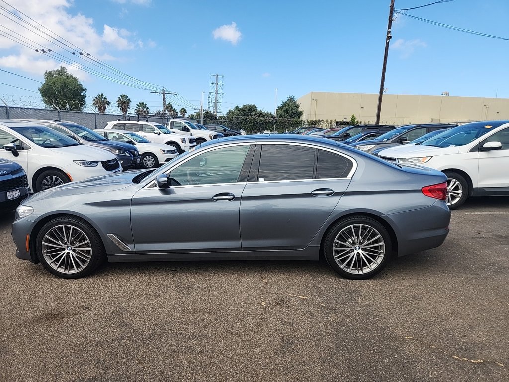Used 2018 BMW 530i RWD image 9