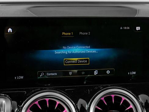 Used 2023 Mercedes-Benz GLB 250 image 35