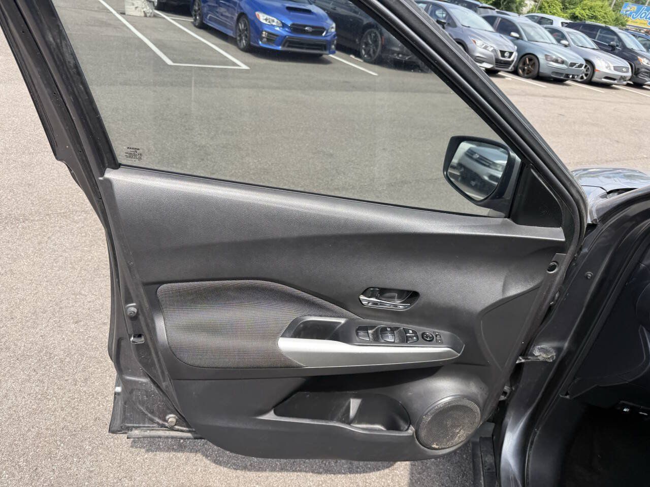 Used 2019 Nissan Kicks S FWD image 17