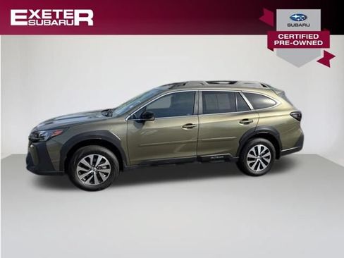 Used 2025 Subaru Outback Premium AWD/4WD image 1