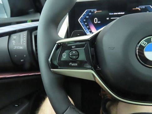 Used 2025 BMW X3 xDrive30i w/ Premium Package image 12