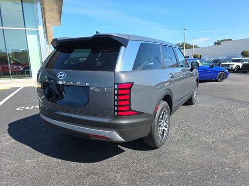 New 2026 Hyundai Palisade SE image 3