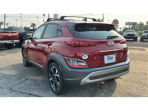 Used 2022 Hyundai Kona Limited FWD image 3